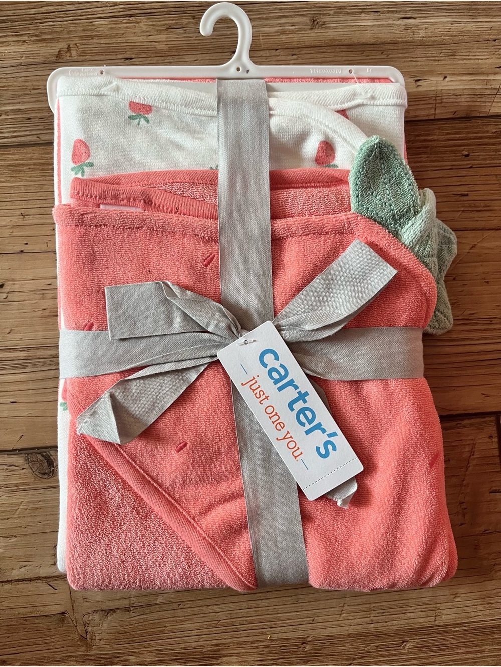 Carter's Strawberry Hooded Bath Towel 2-piece Set